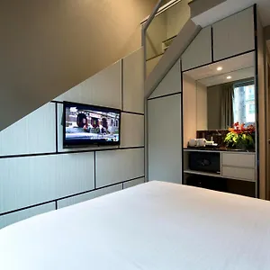 V Bencoolen **** Singapur